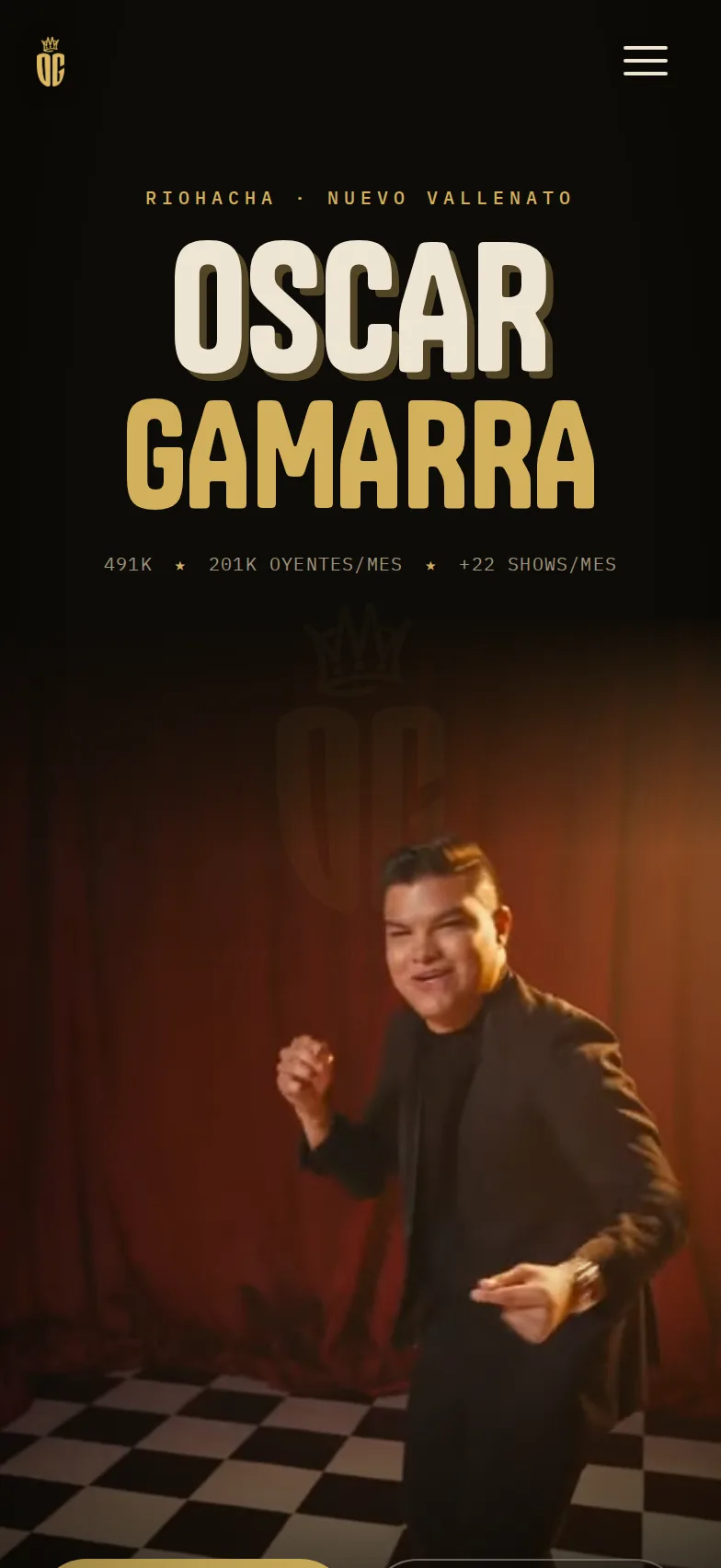 Portada del sitio de Óscar Gamarra: video del artista con su nombre sobreimpreso.